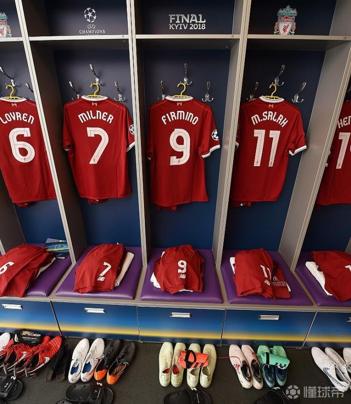 包含赛后巴塞罗那更衣室发声——欧冠节点到来;更衣室稳定;医务组通报恢复的词条 包含赛后巴塞罗那更衣室发声——欧冠节点到来;更衣室稳定;医务组通报恢复的词条