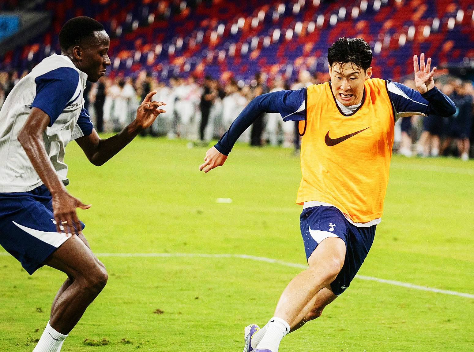 万博体育下载清晨迈阿密热火备战欧联，队长鼓劲细节曝光，引发热议，年轻球员得到机会的简单介绍