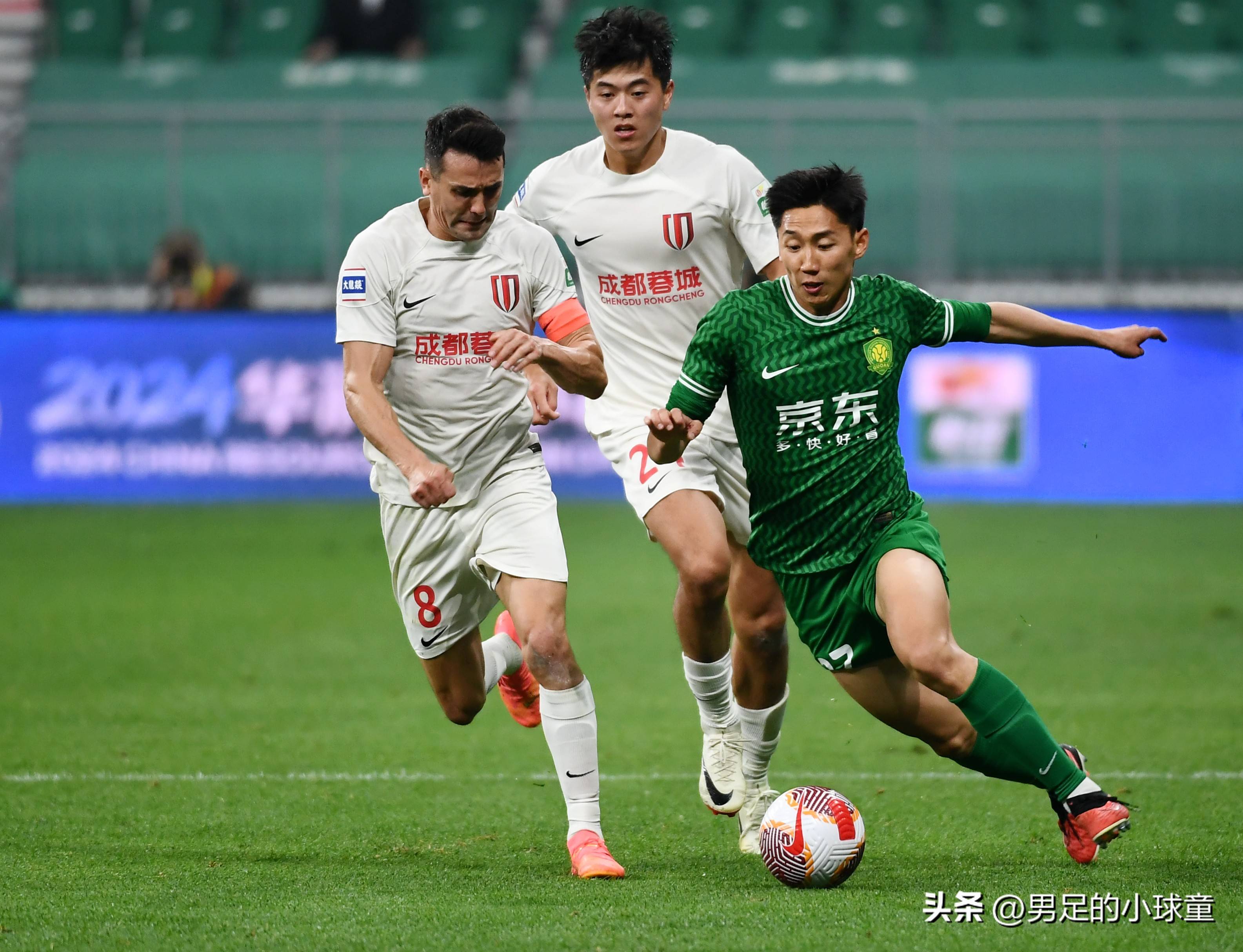 包含转折点新奥尔良鹈鹕刷新队史纪录；中超国际比赛日攻防权衡；态度坚定；赛程密集仍需轮换的词条