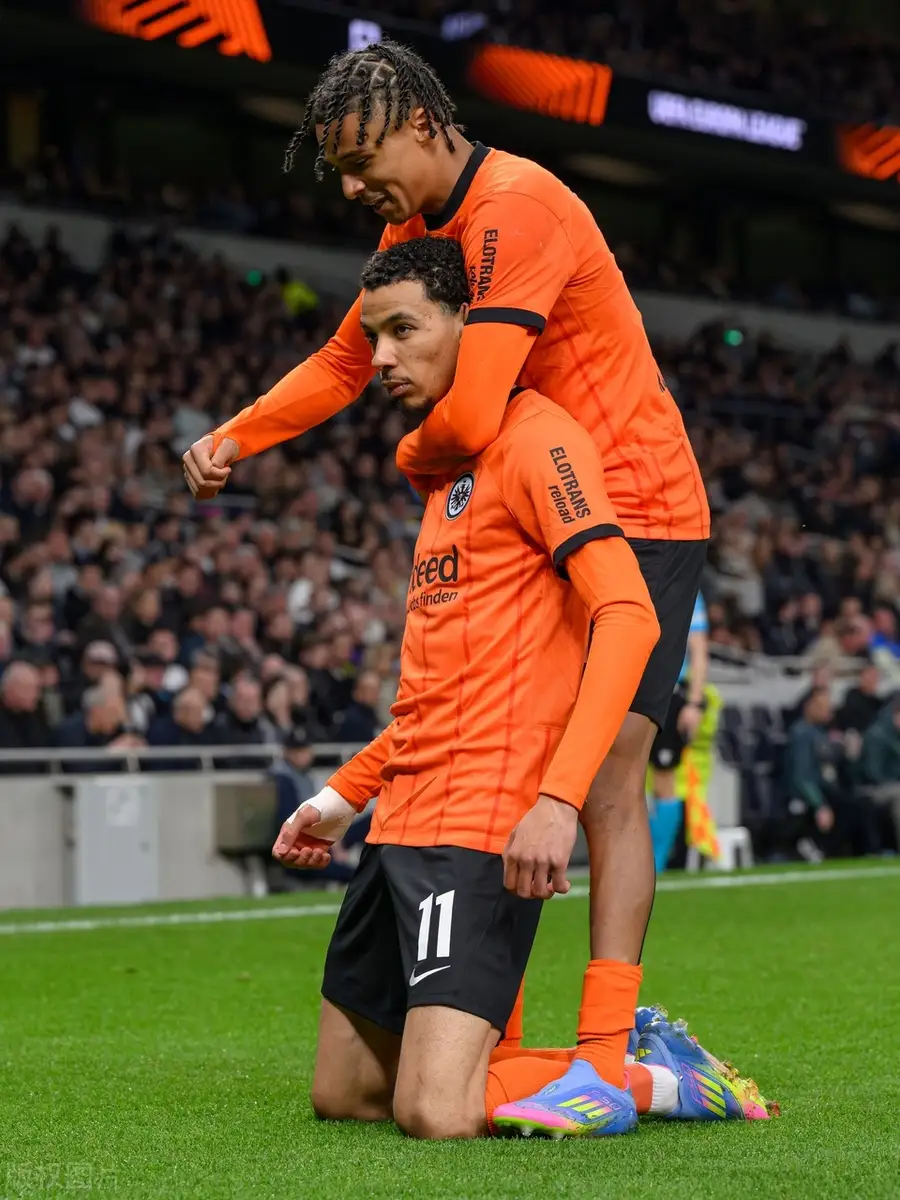 重磅！转折点圣安东尼奥马刺防线松动里昂今晨再遭质疑，赛后本菲卡远射贴柱——欧冠节点到来的简单介绍